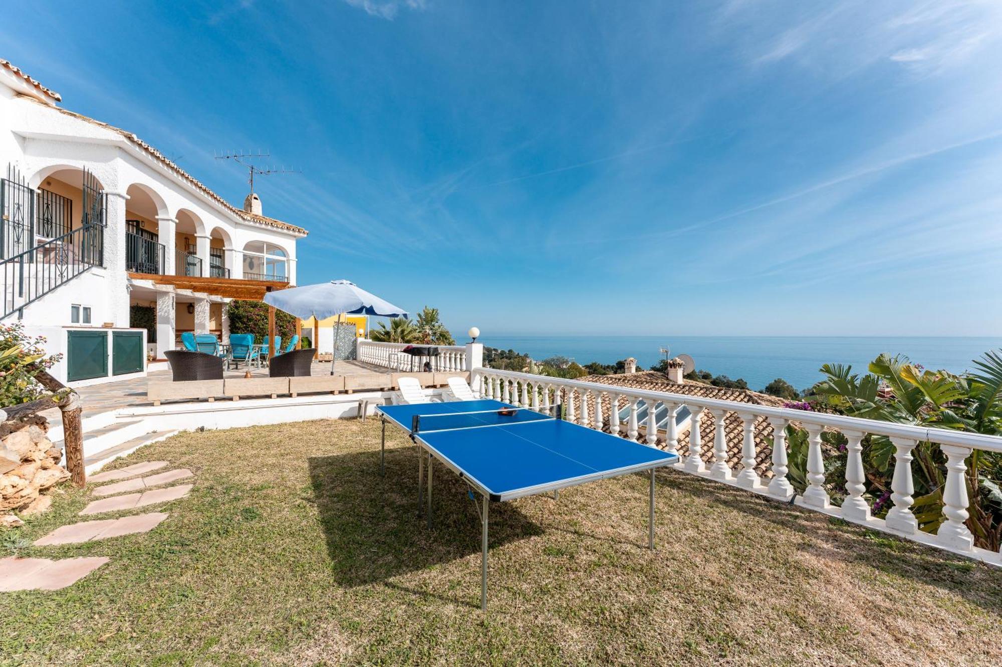 בנאלמדנה Villa Magica Andalucian Charm מראה חיצוני תמונה