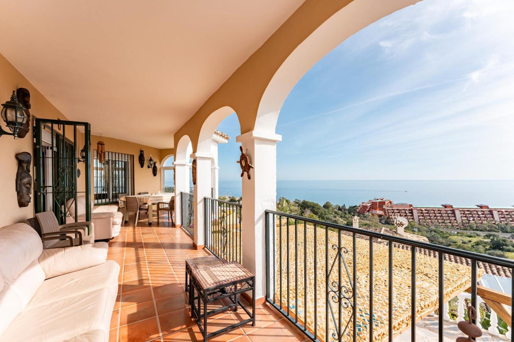 בנאלמדנה Villa Magica Andalucian Charm מראה חיצוני תמונה