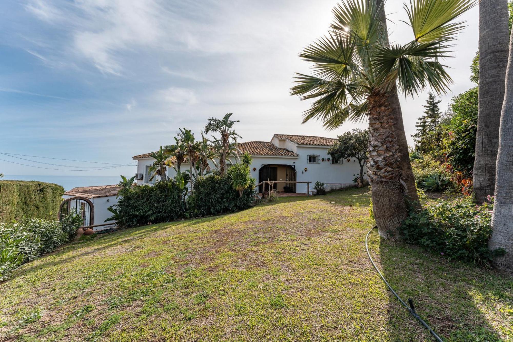 בנאלמדנה Villa Magica Andalucian Charm מראה חיצוני תמונה