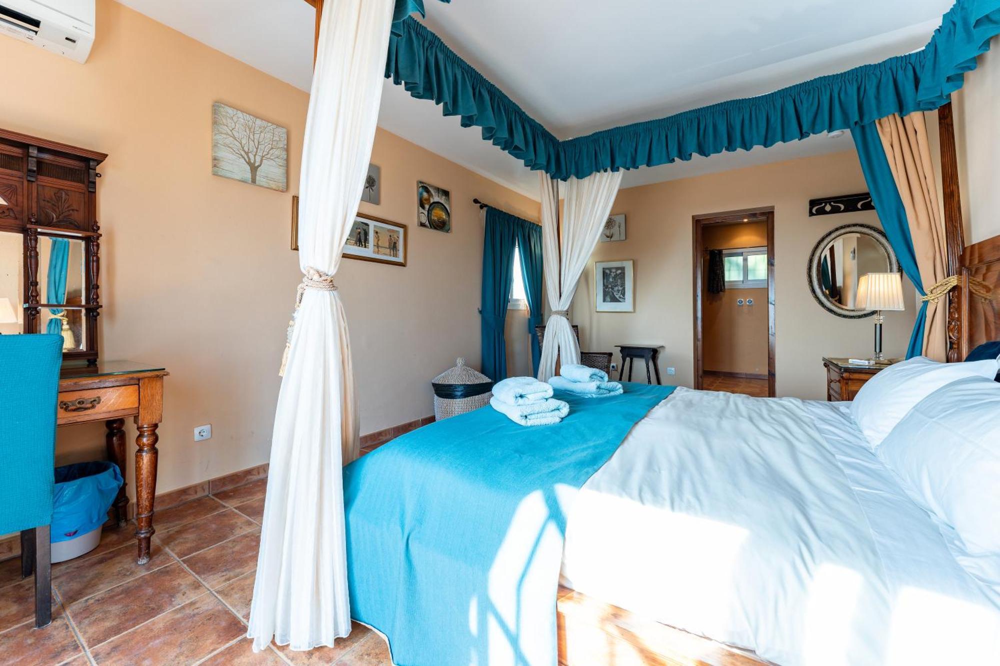 בנאלמדנה Villa Magica Andalucian Charm מראה חיצוני תמונה